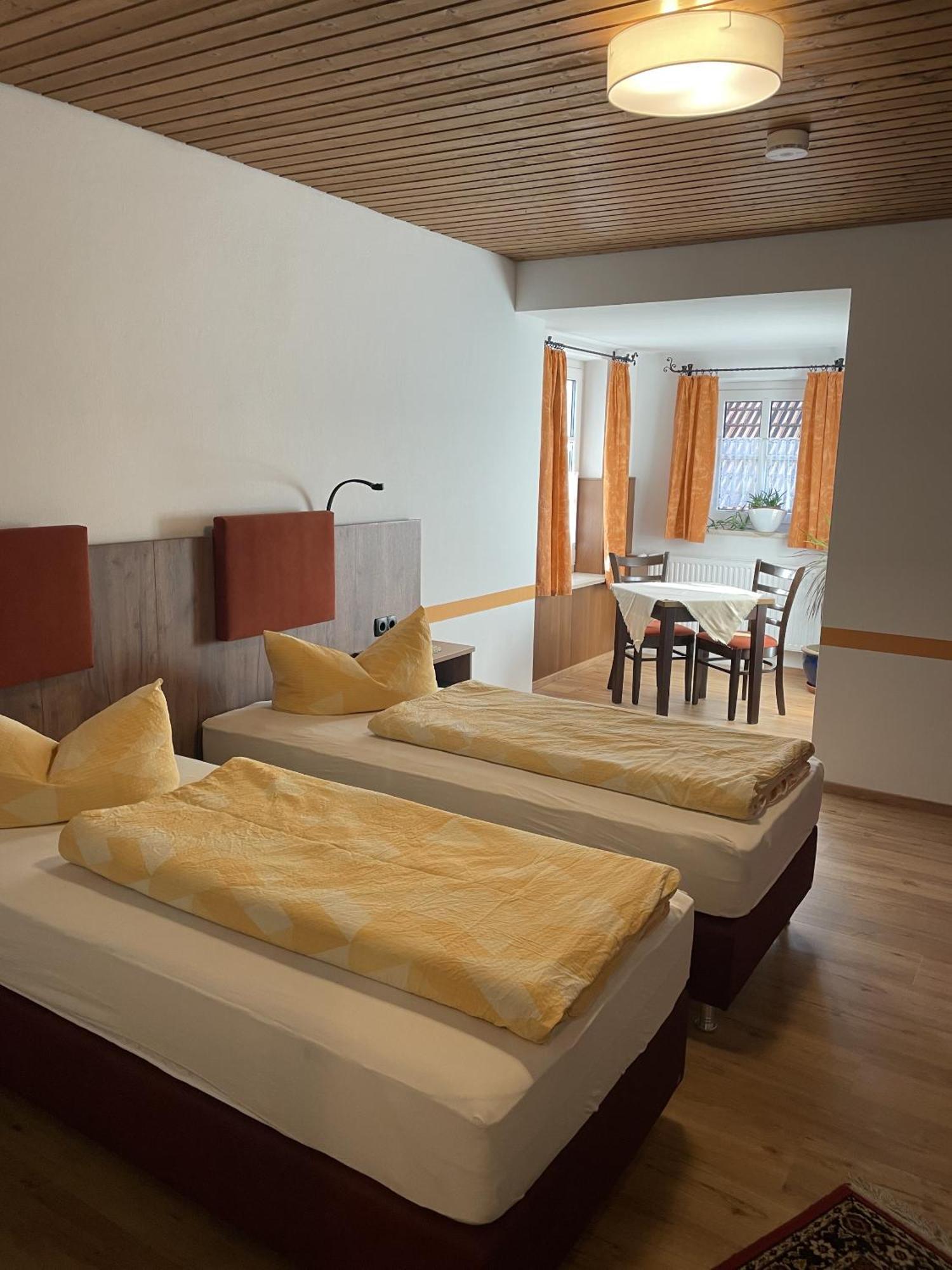 Hotel Boarding House Hohenwart Fuchstal 部屋 写真